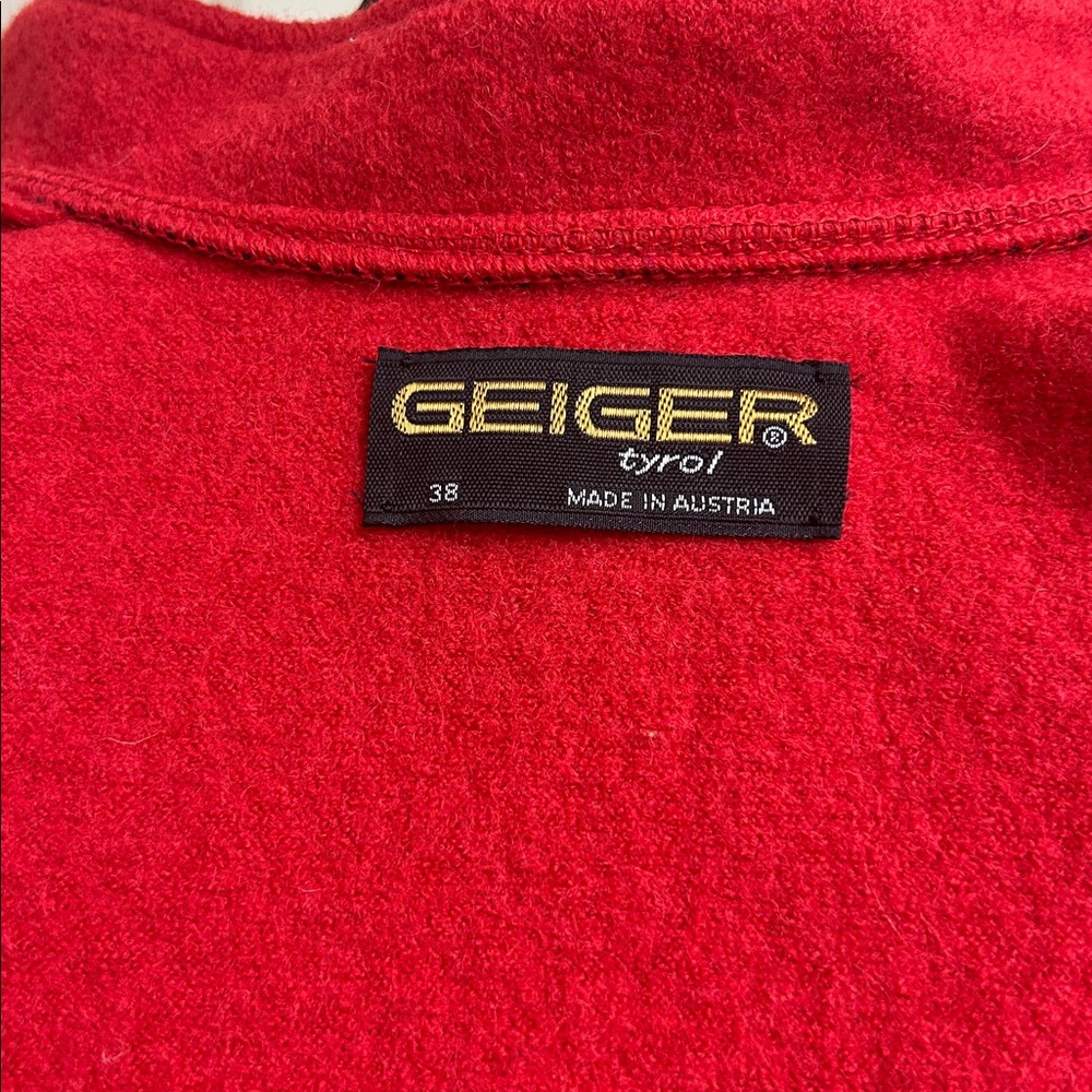 Geiger Boiled Wool Puff Sleeve Jacket with Toggle Closure, Red/black, Size 38 - Picture 9 of 9